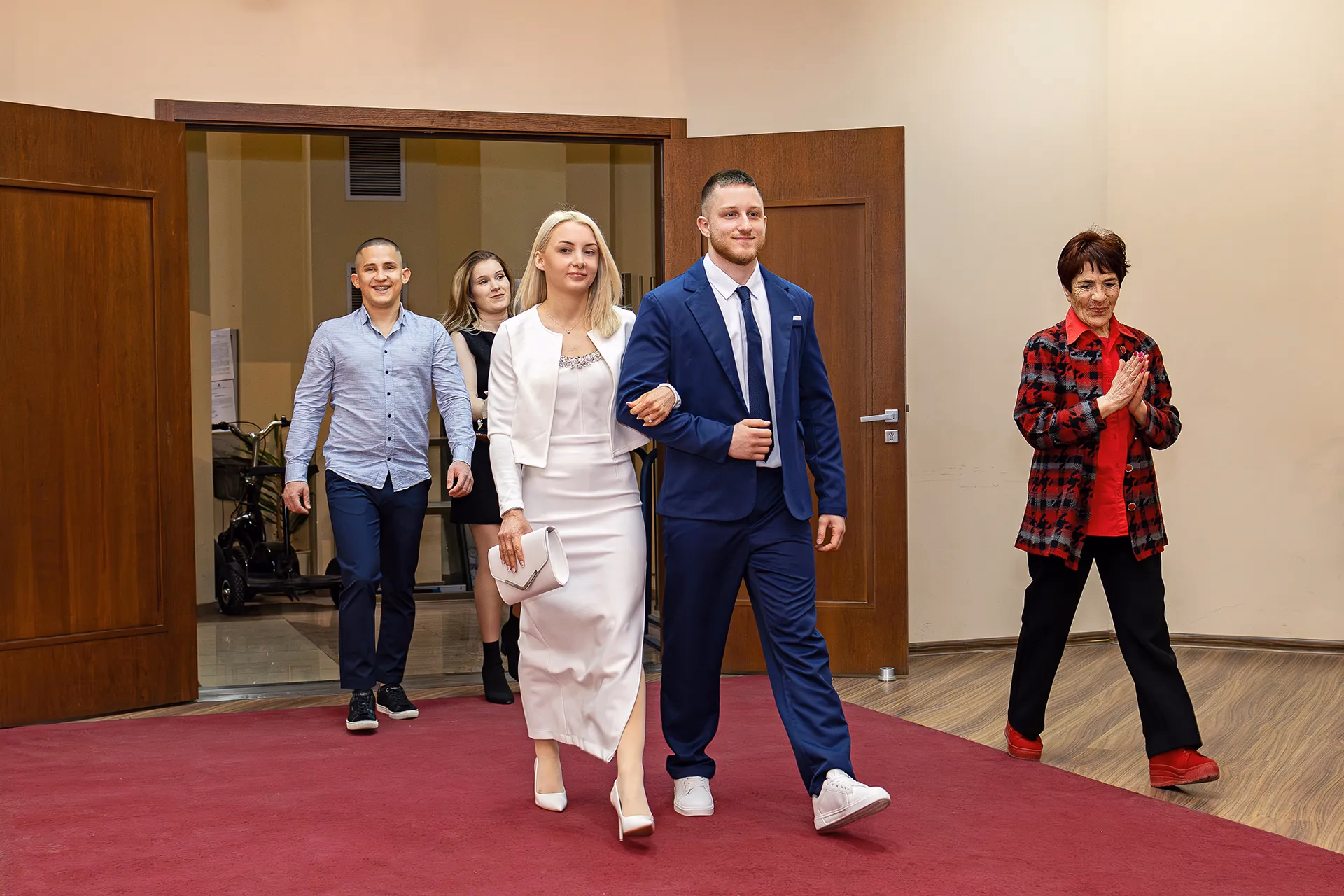 Image from Сватбени емоции album