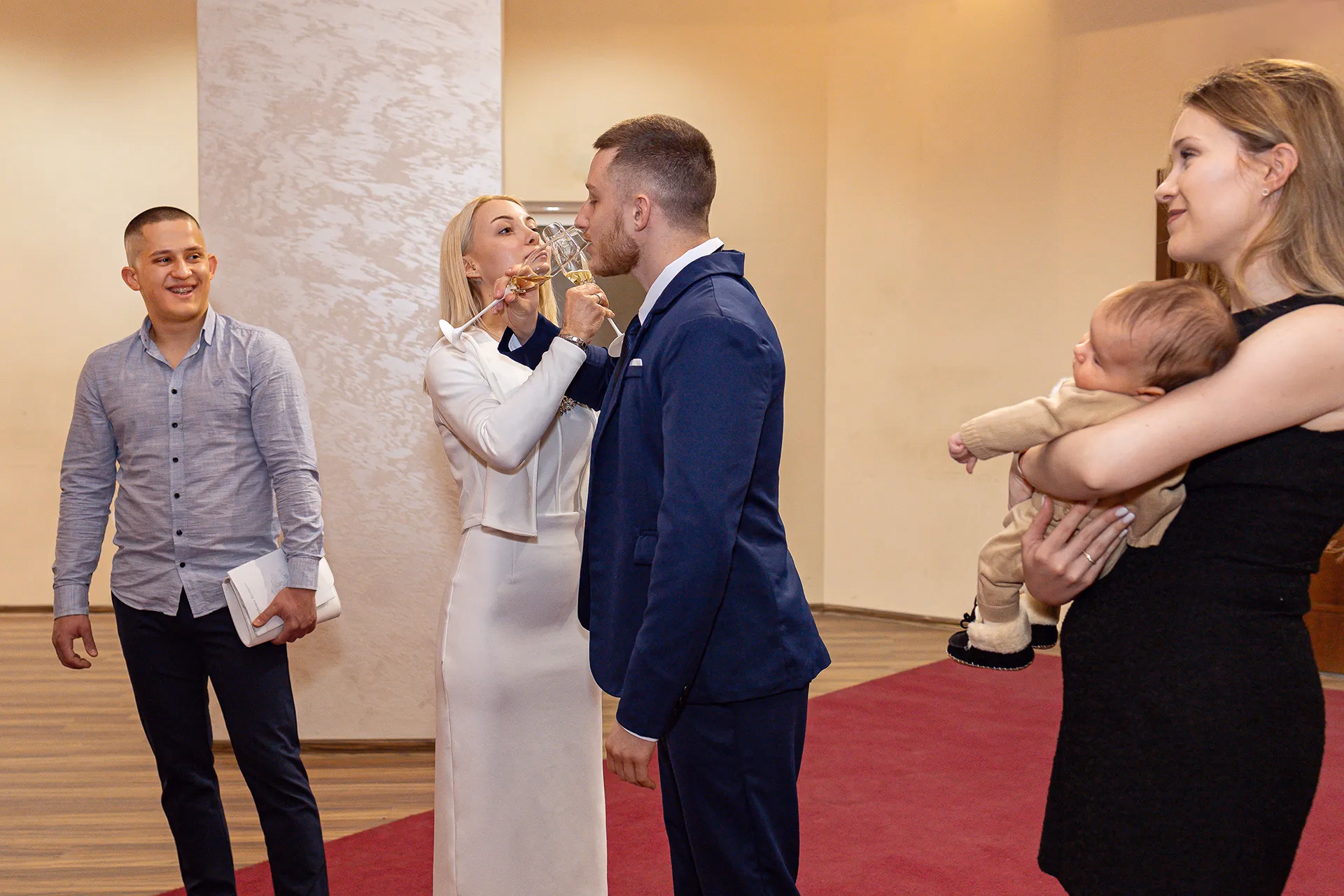 Image from Сватбени емоции album