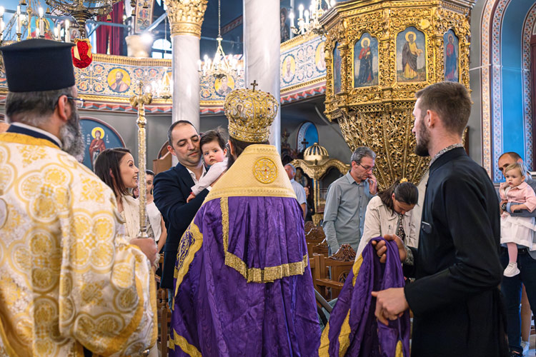 Ритуал Свето Кръщение в митрополитски храм "Света Марина", Пловдив.